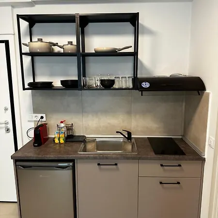 Lighthouse * Kriopigi